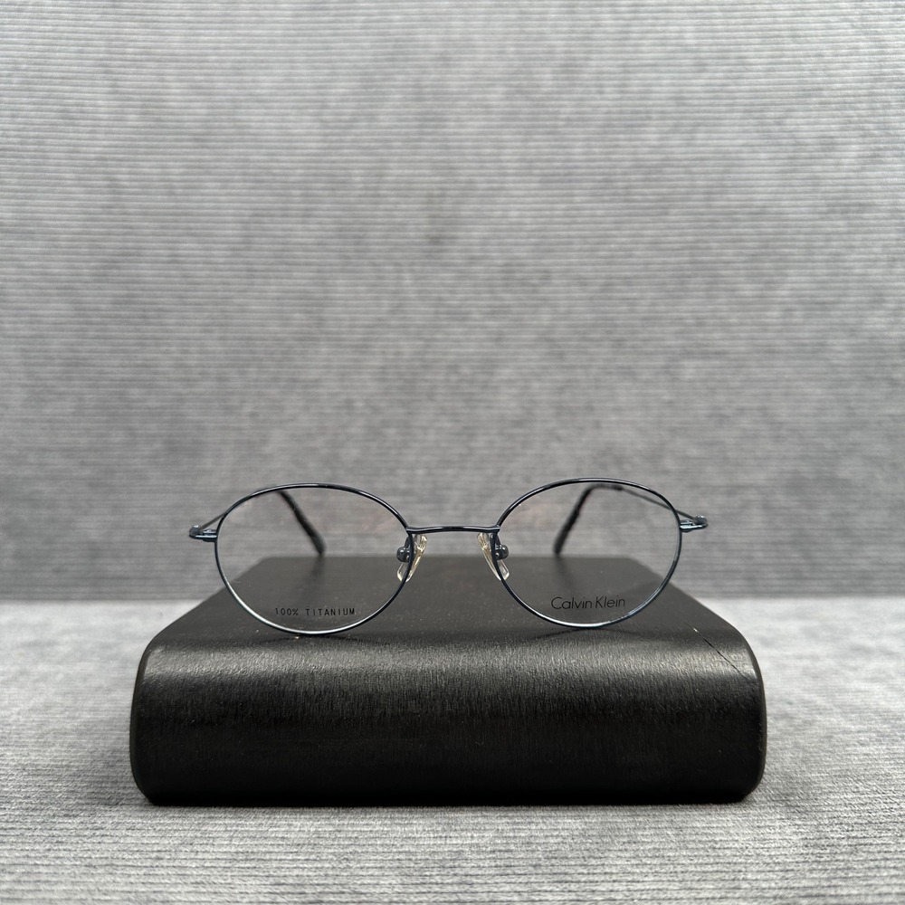 Calvin Klein 545 100% Titanium Oval Eyeglasses Navy Blue Frame Japan 47-19-140